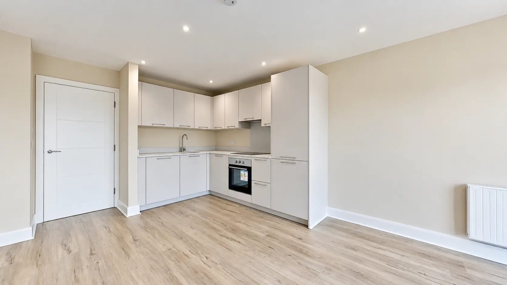 Second Floor Apartment interior photo 5